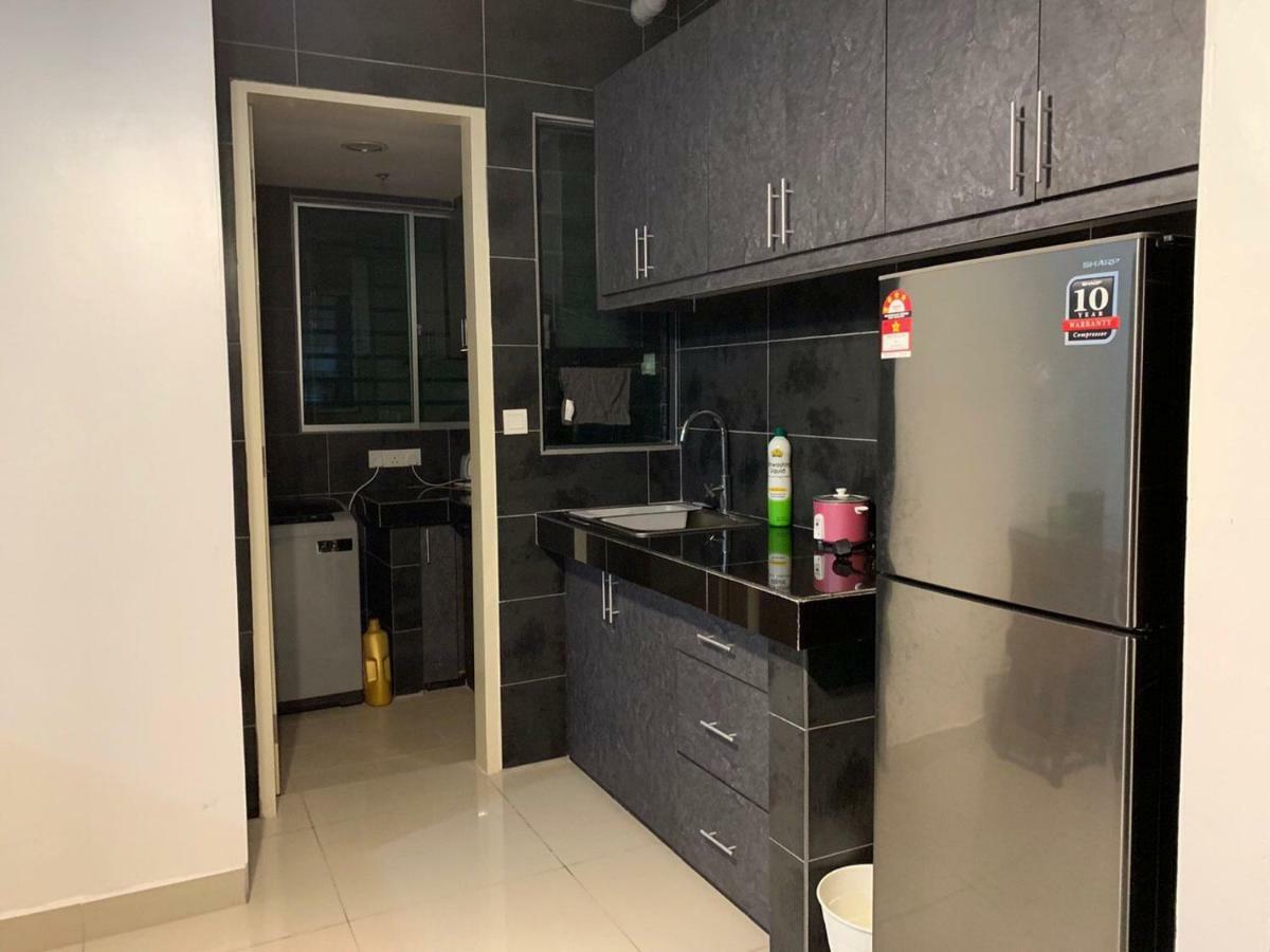 Msi Cozy Homestay Seri Kembangan Esterno foto