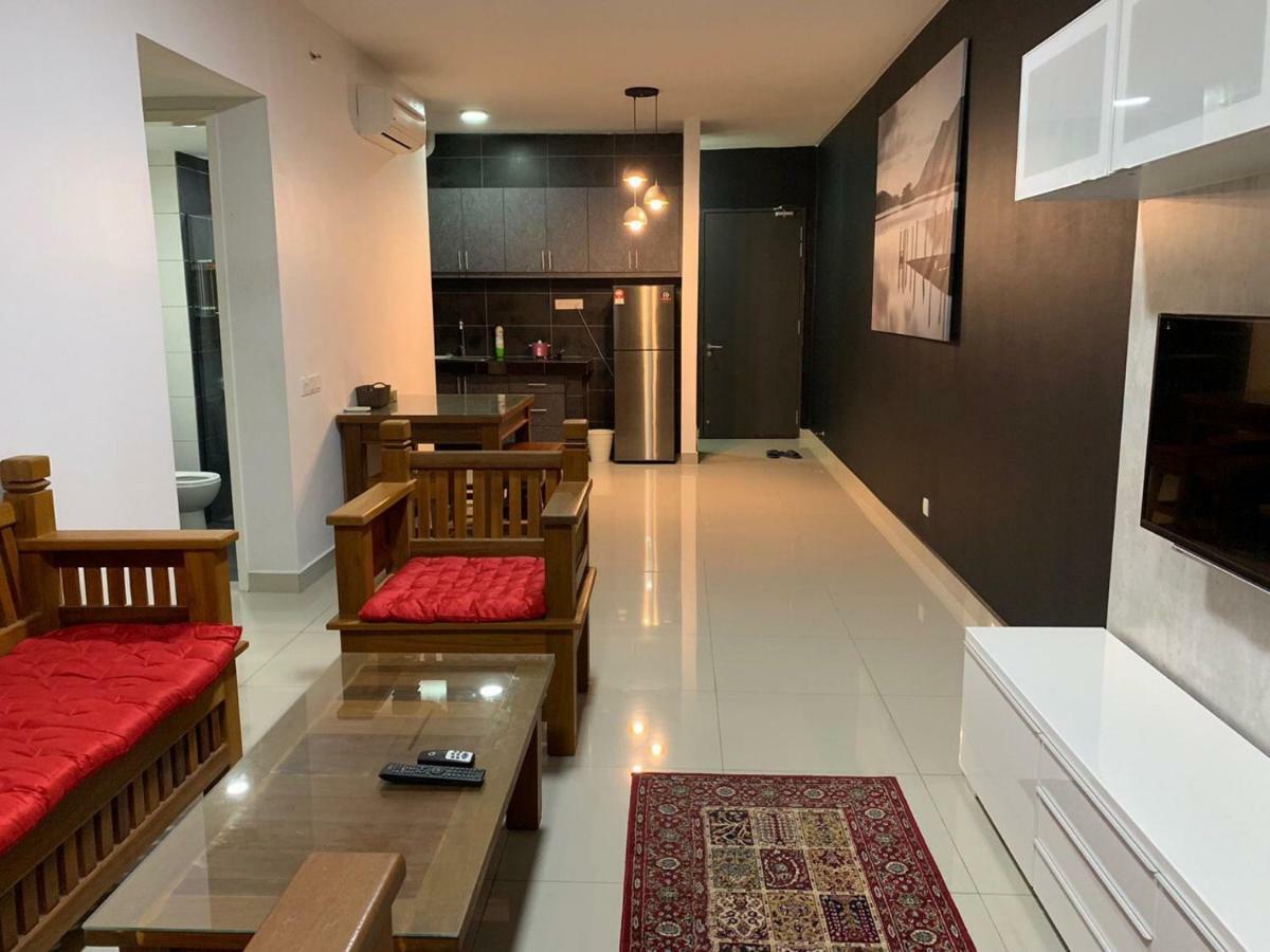 Msi Cozy Homestay Seri Kembangan Esterno foto
